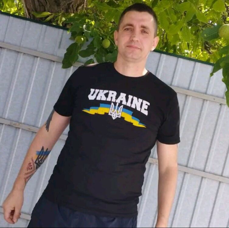  39529262  , 37 ,    
