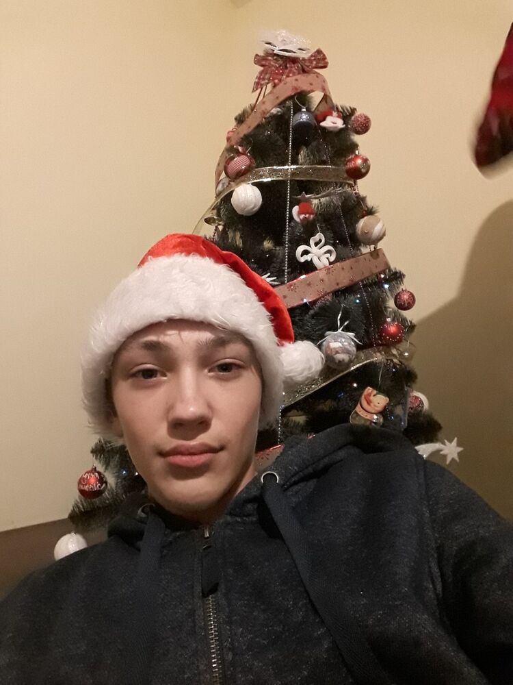  ,   Alex, 24 ,   ,   , c 