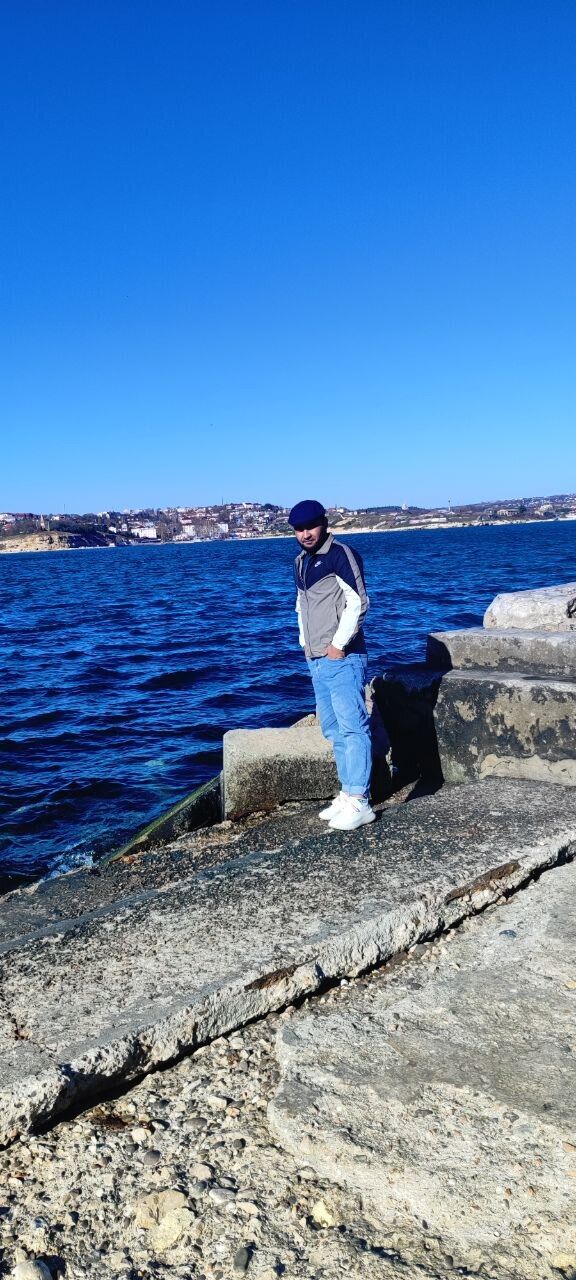  ,   Lazizbek, 32 ,   ,   , c , 