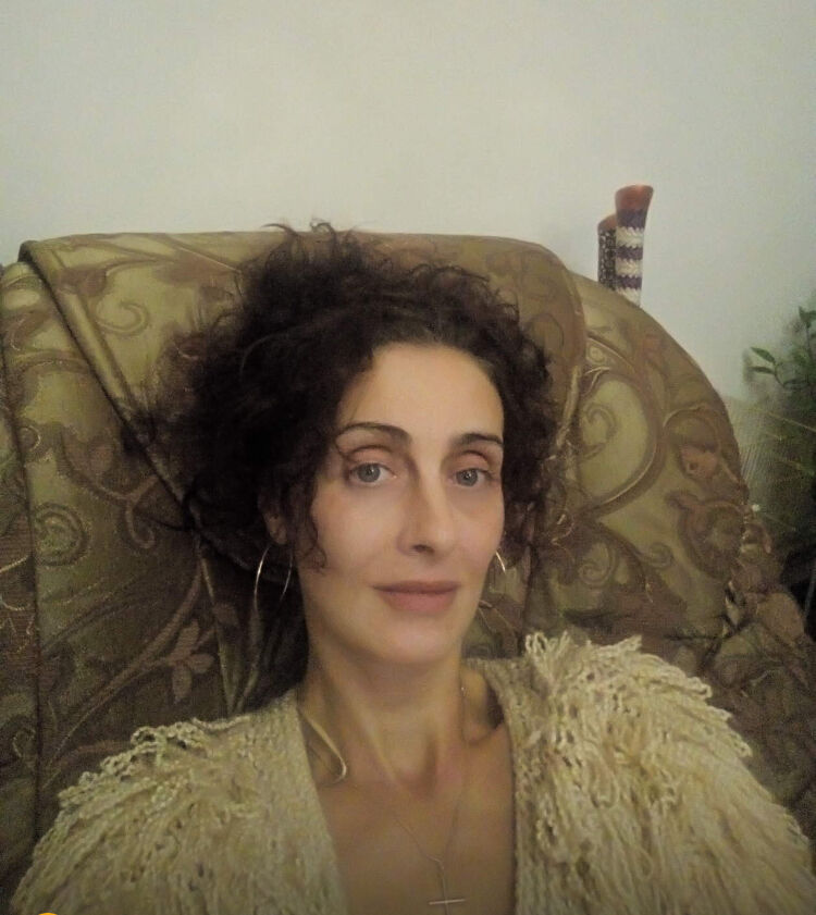  49633942  Irina, 52 ,    