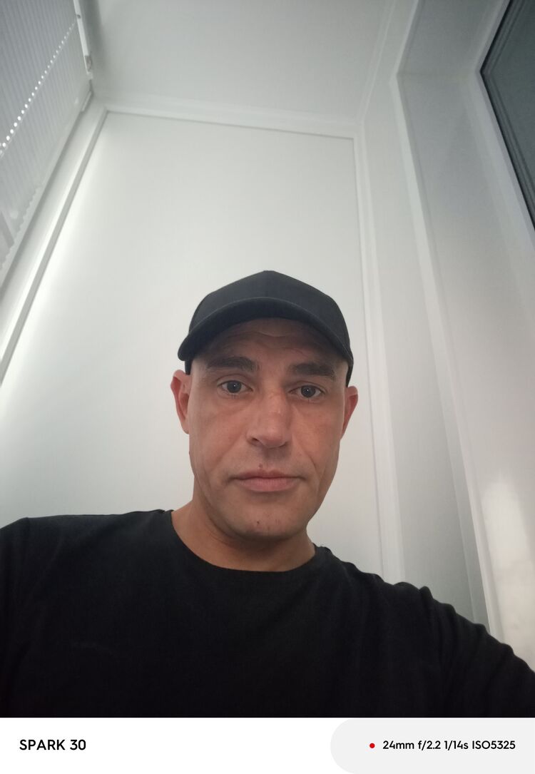  53373442  Tatarin, 39 ,    -