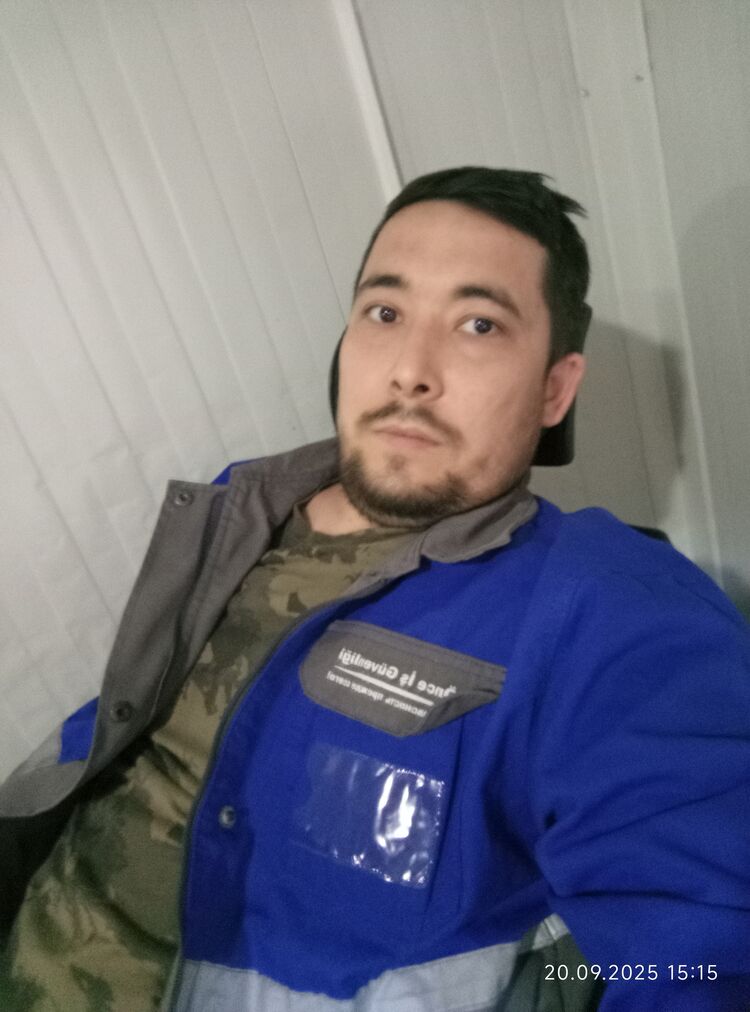  53907532  Solijon, 35 ,    