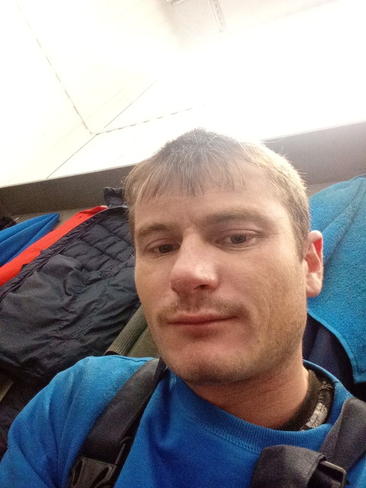  42969822  , 27 ,    