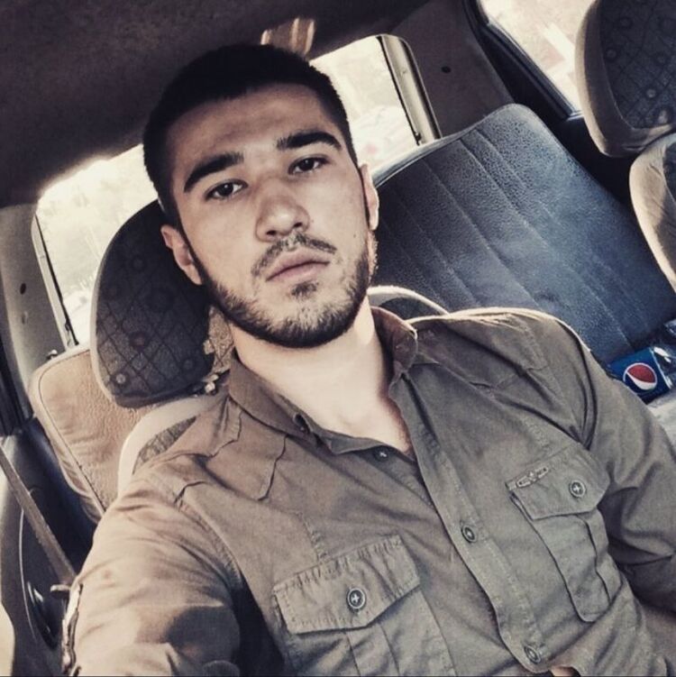  49886662  Bobur, 28 ,    