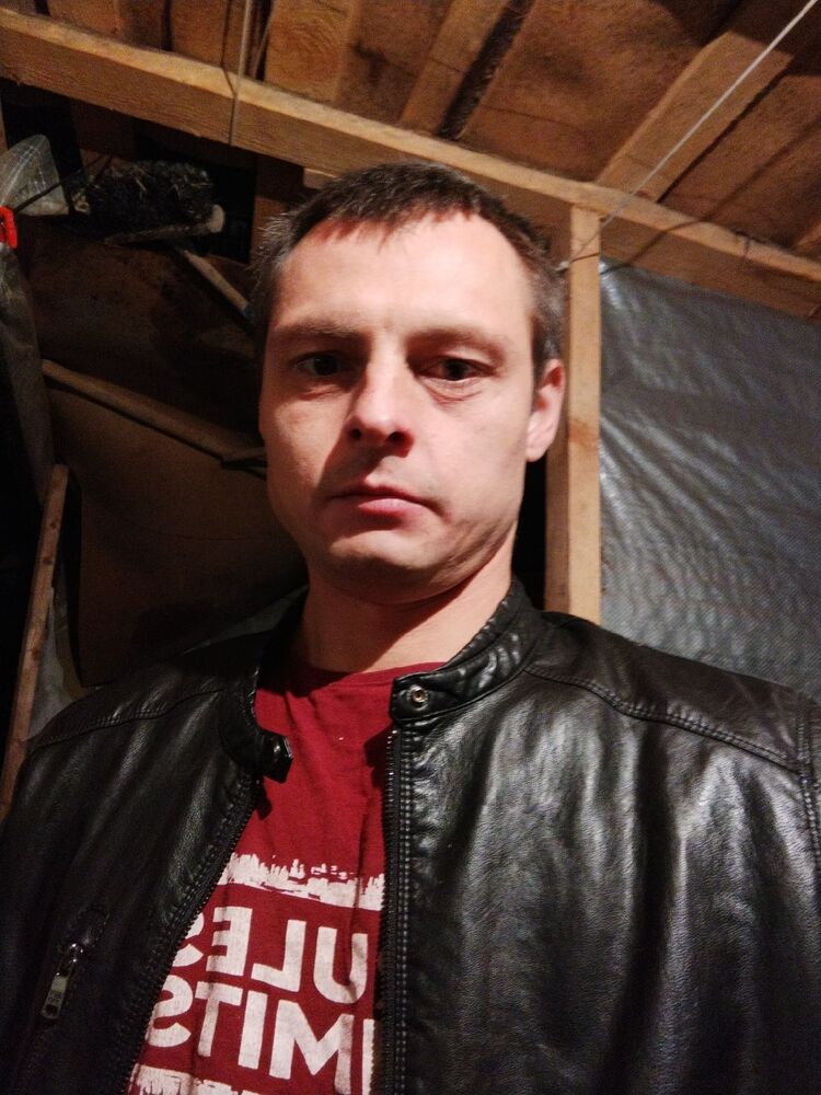  ,   Dmitry, 33 ,   c 