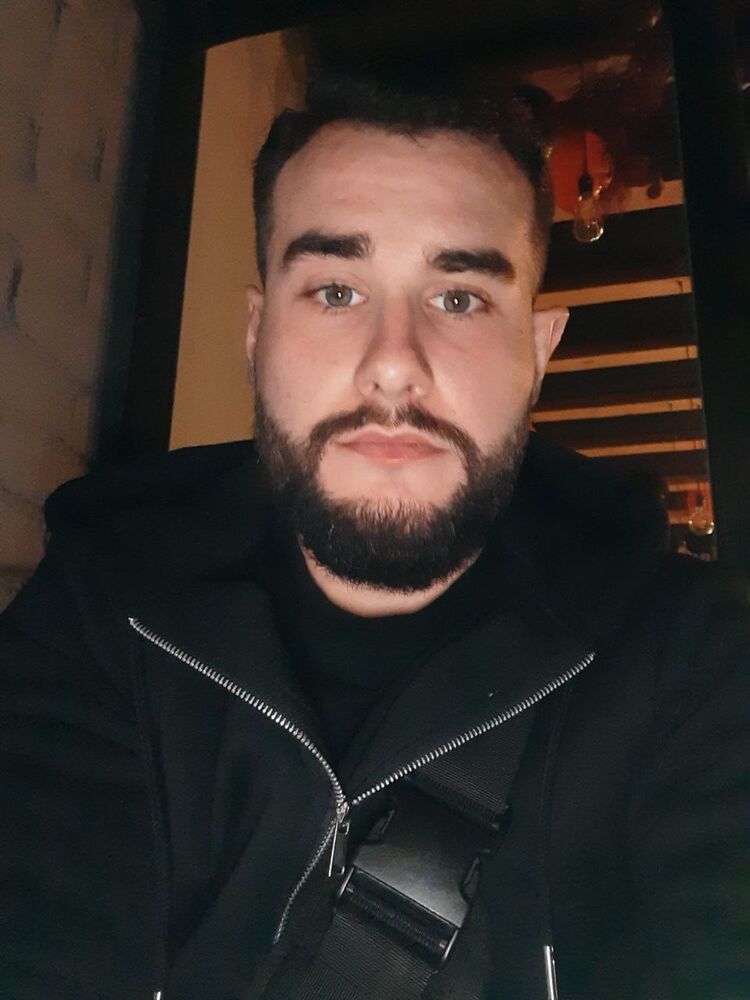  39512872  , 27 ,     