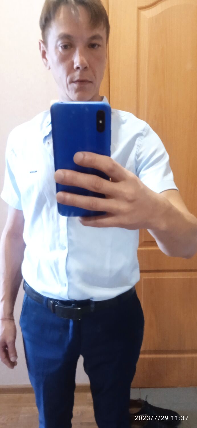  40156852  , 42 ,    -