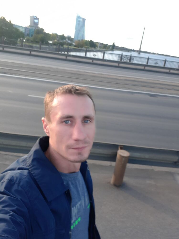  17659882  , 38 ,    