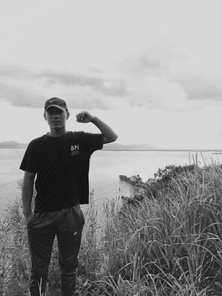  36843872  Kayo, 22 ,    -