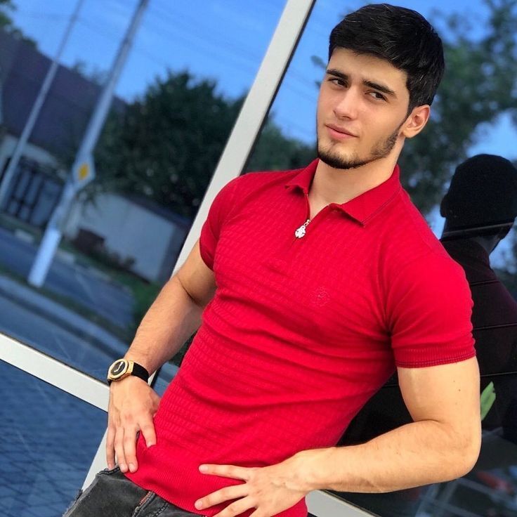  54384032  Aram, 37 ,    