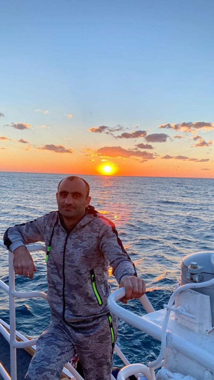  ,   Andrey, 43 ,   ,   