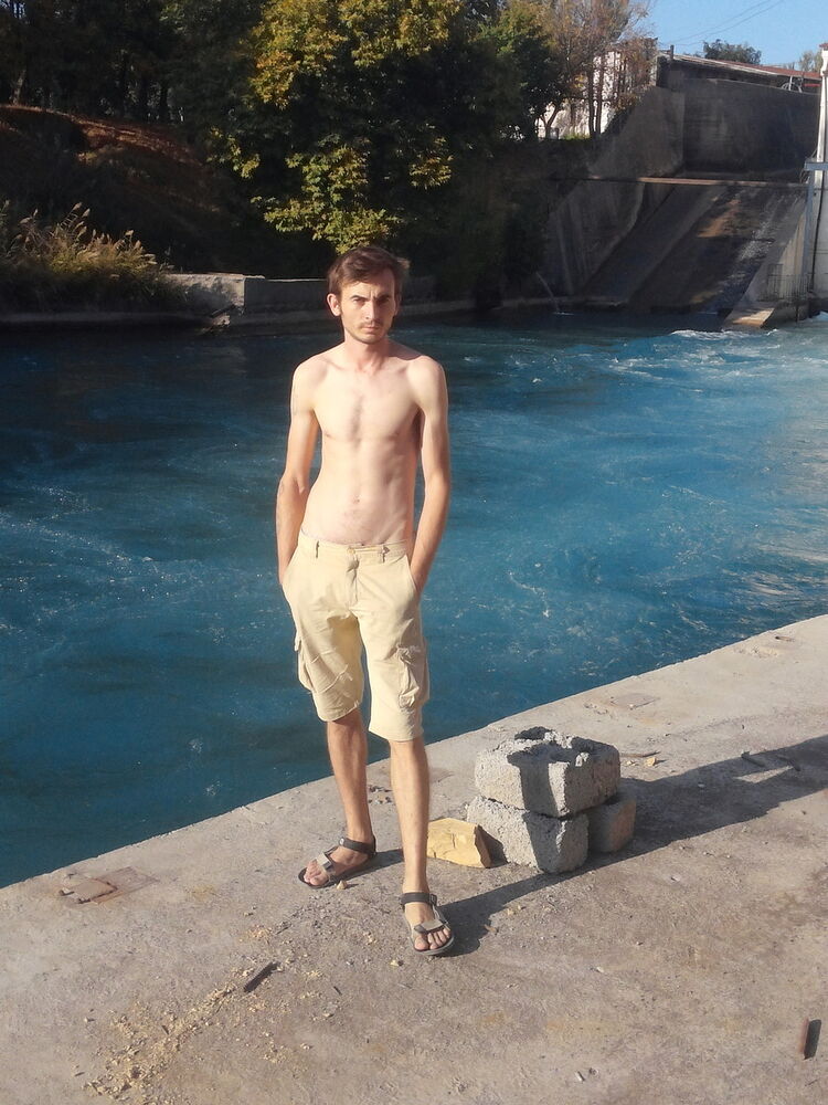  ,   Alex, 34 ,   