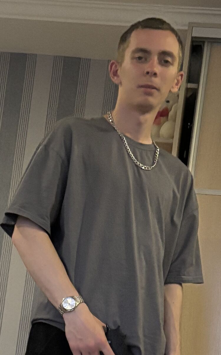  52784732  , 19 ,    