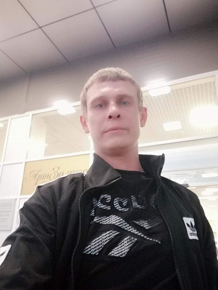 ���� 25212852 ������� ˸��, 41 ���, ���� ���������� � �����������