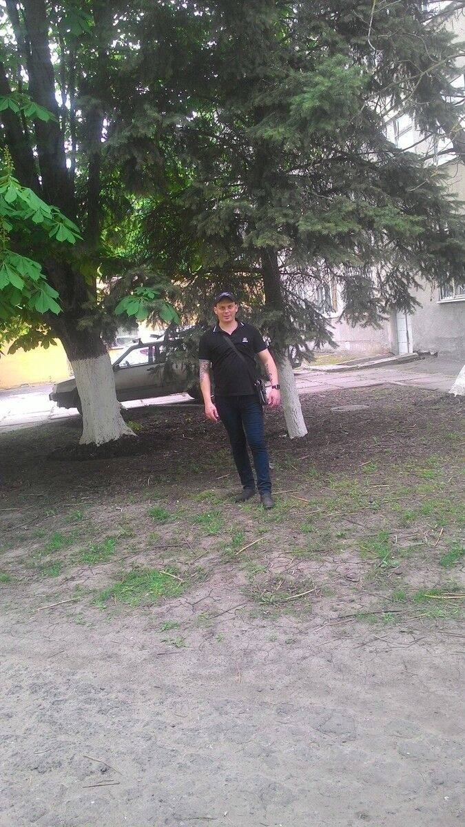  --,   , 37 ,   
