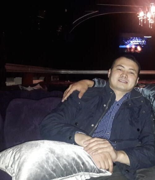  44279932  Azamat, 32 ,    