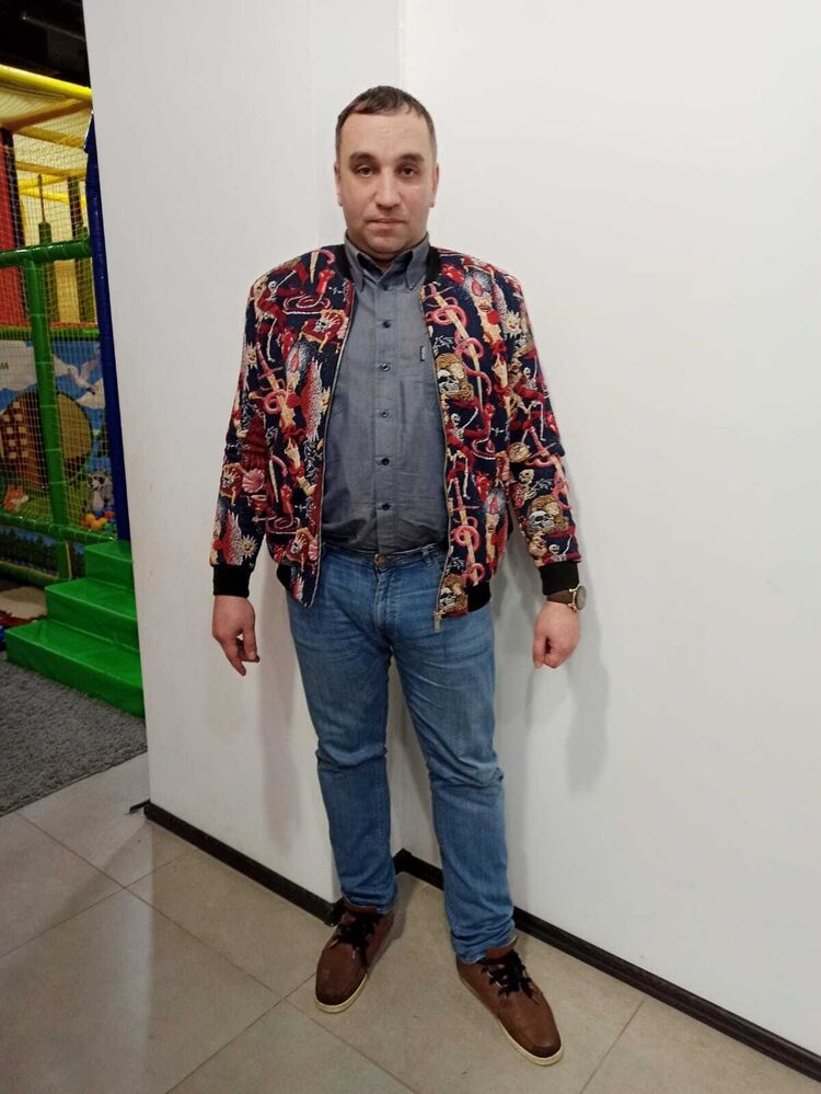  ,   Aleksey, 42 ,   ,   