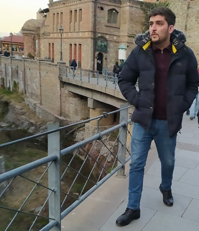  48649722  Javid, 33 ,    Praha
