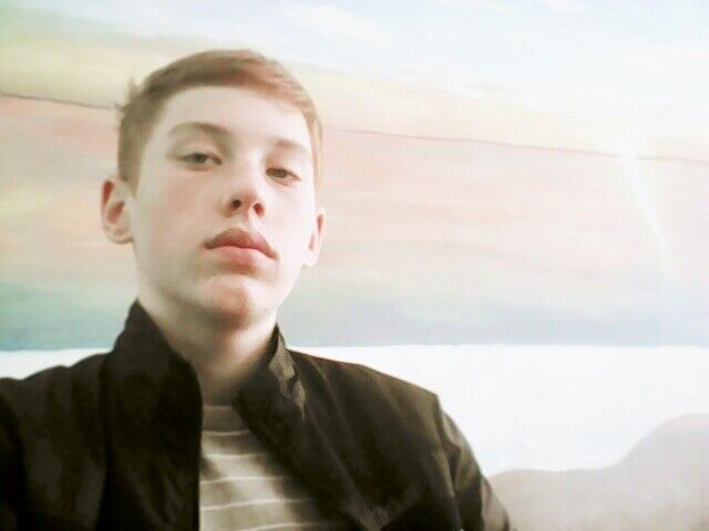  ,   Anton, 26 ,   
