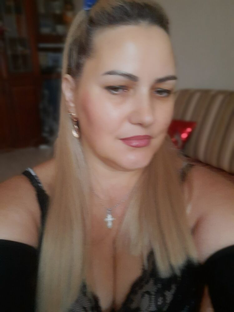  54680242  ANNA, 49 ,    