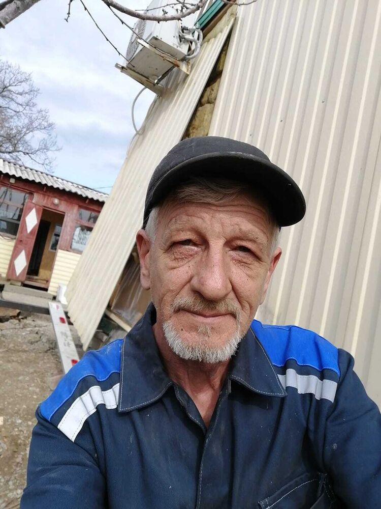  38290832  , 61 ,    