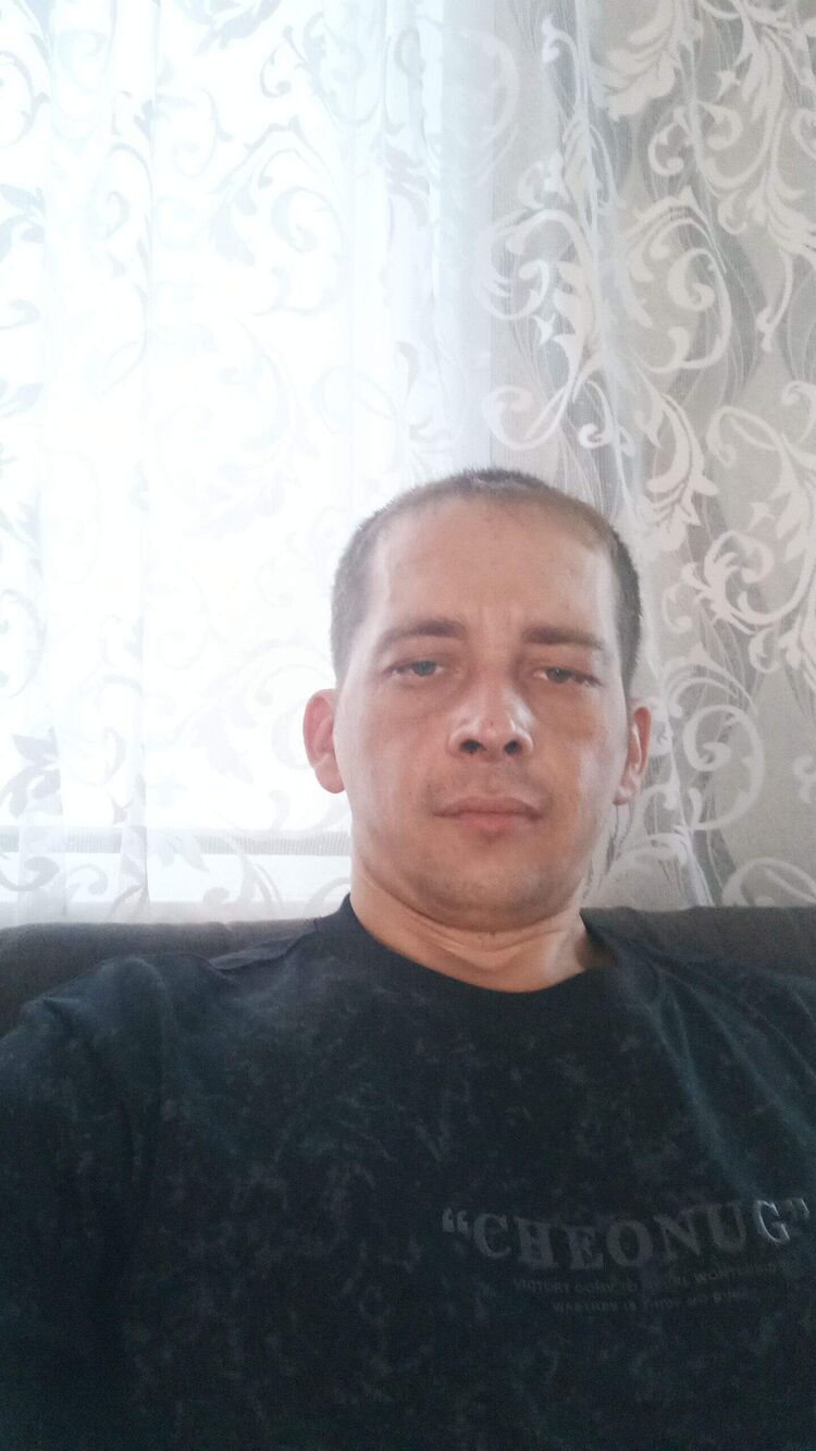  49347632  , 36 ,    