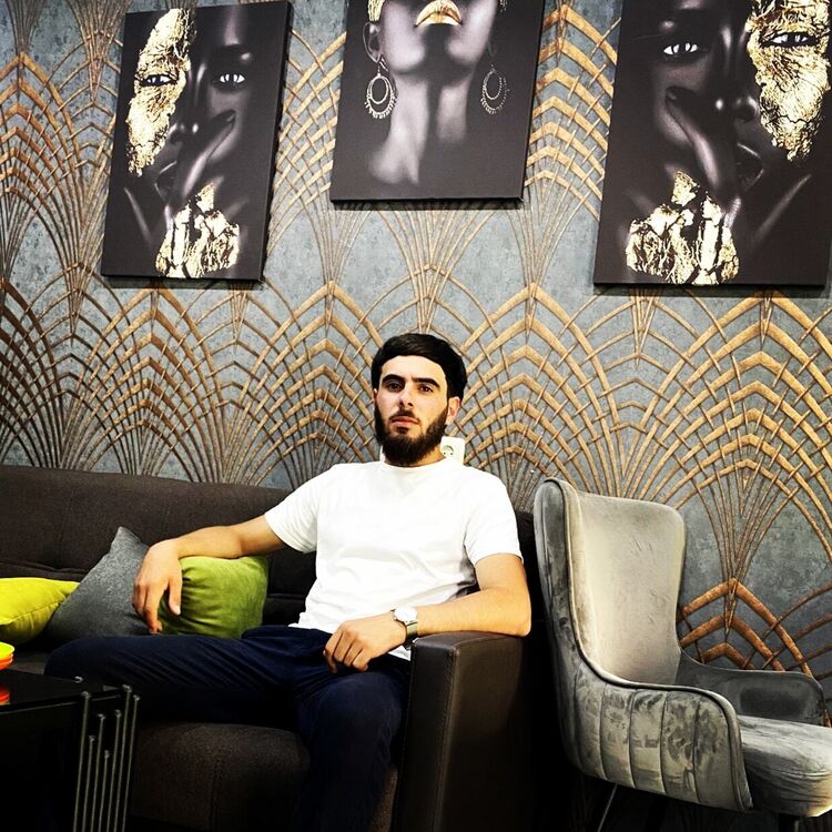  ,   Hayk, 25 ,   ,   