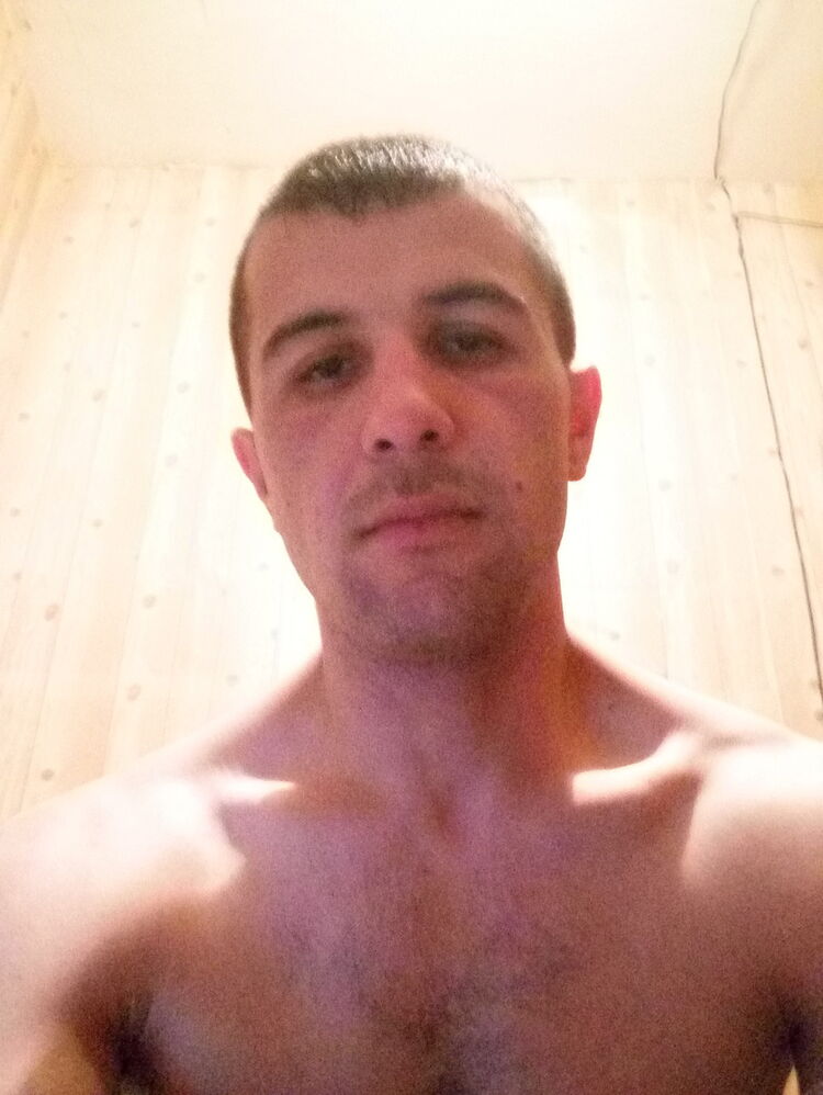  8684172  Timur, 42 ,    -