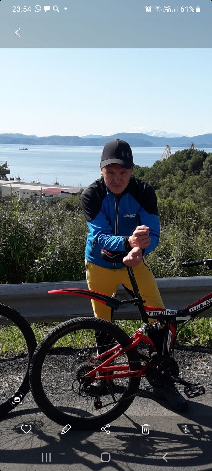  27073192  , 42 ,    -