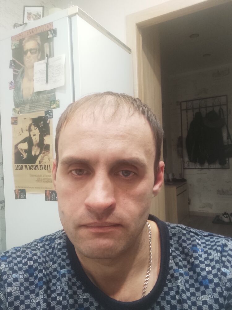 31608092  Alexander, 39 ,    