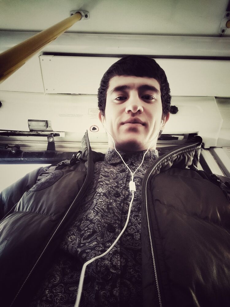  15256902  Muxammad, 29 ,    