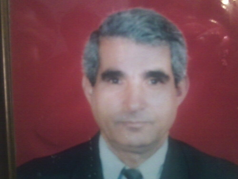  24725032  Yusif, 73 ,    
