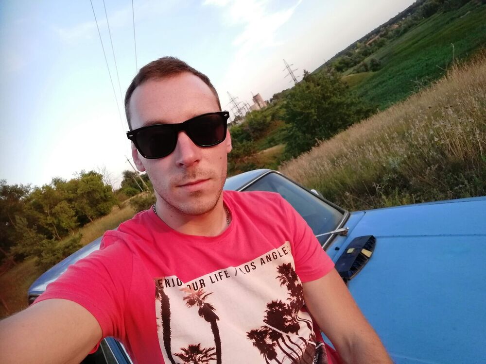  ,   Nikyvolen, 29 ,     , c 