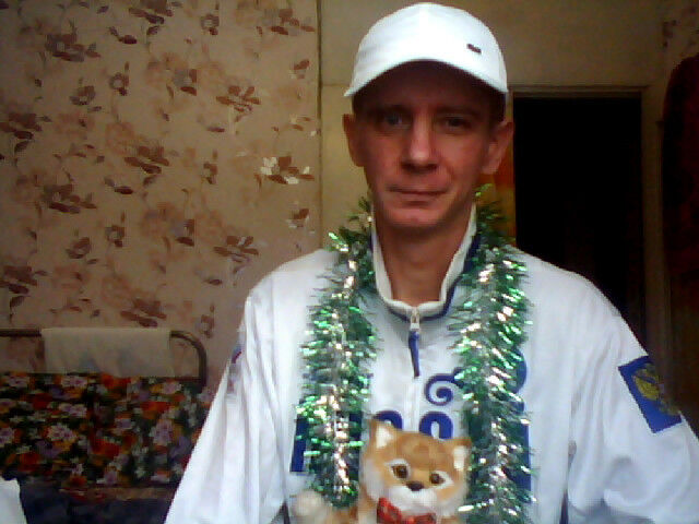 12413342  Vladimir, 48 ,    