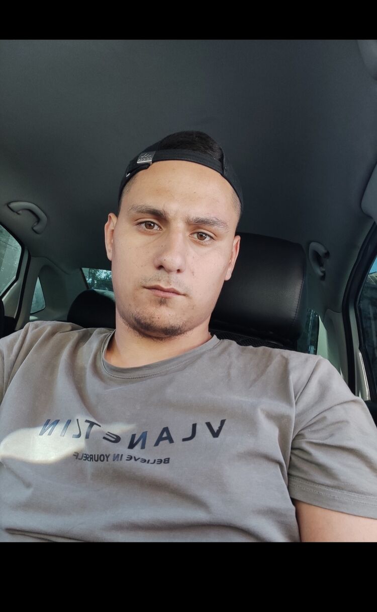  46540712  , 26 ,    