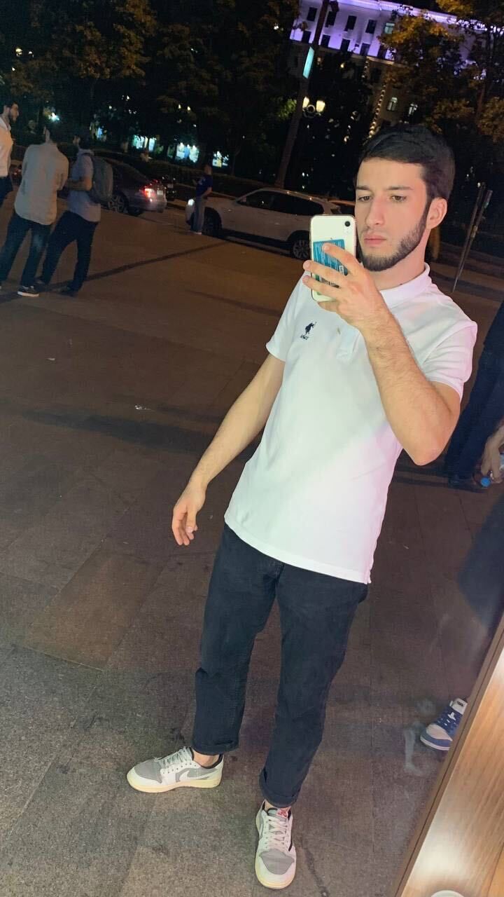  37097282  , 25 ,    