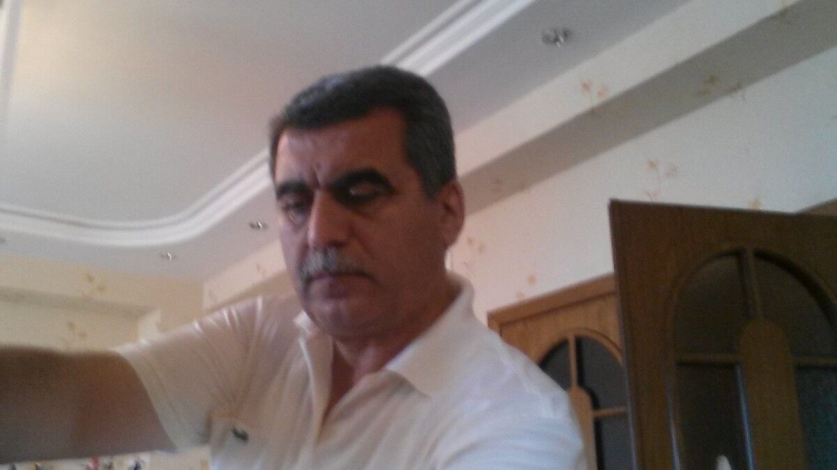  4496972  Mubariz, 65 ,    