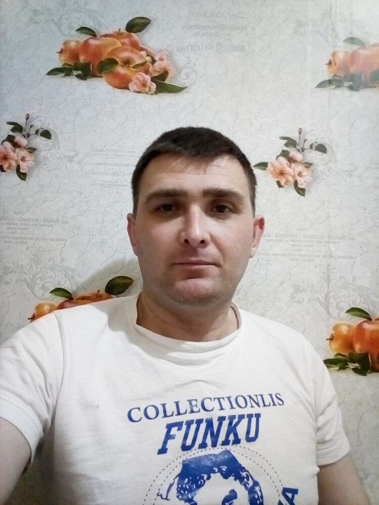  ,   Ivan, 40 ,   ,   