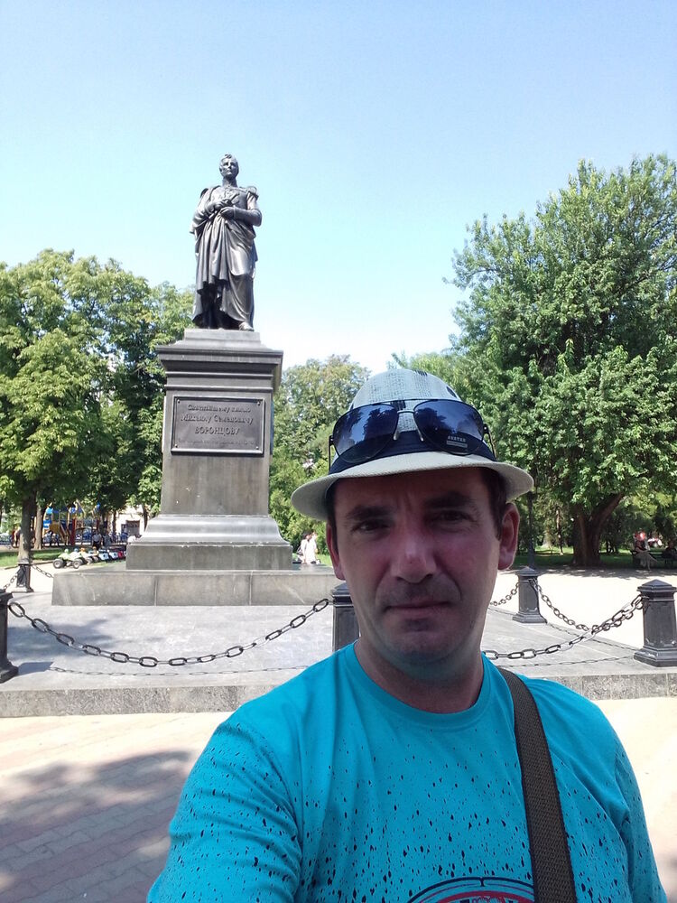  ,   Andrei, 47 ,   ,   , c 