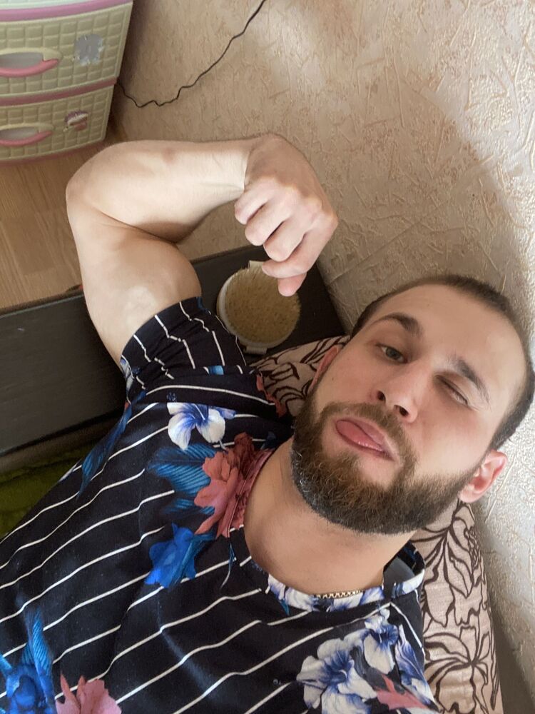  37427142  , 31 ,    