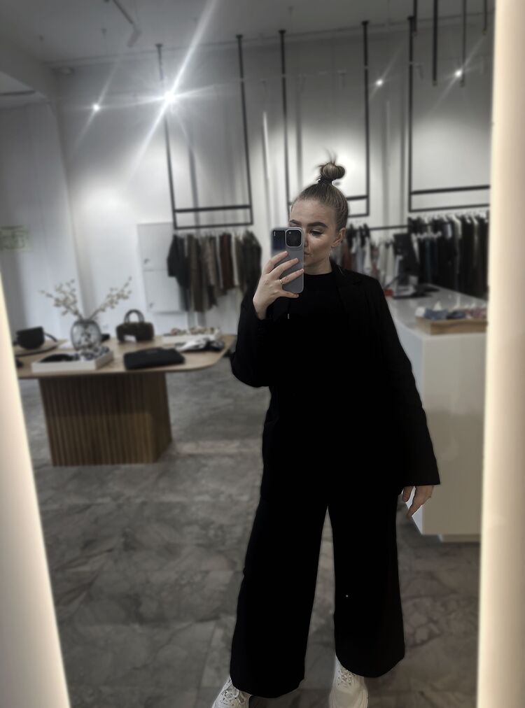  ,   , 19 ,   c 