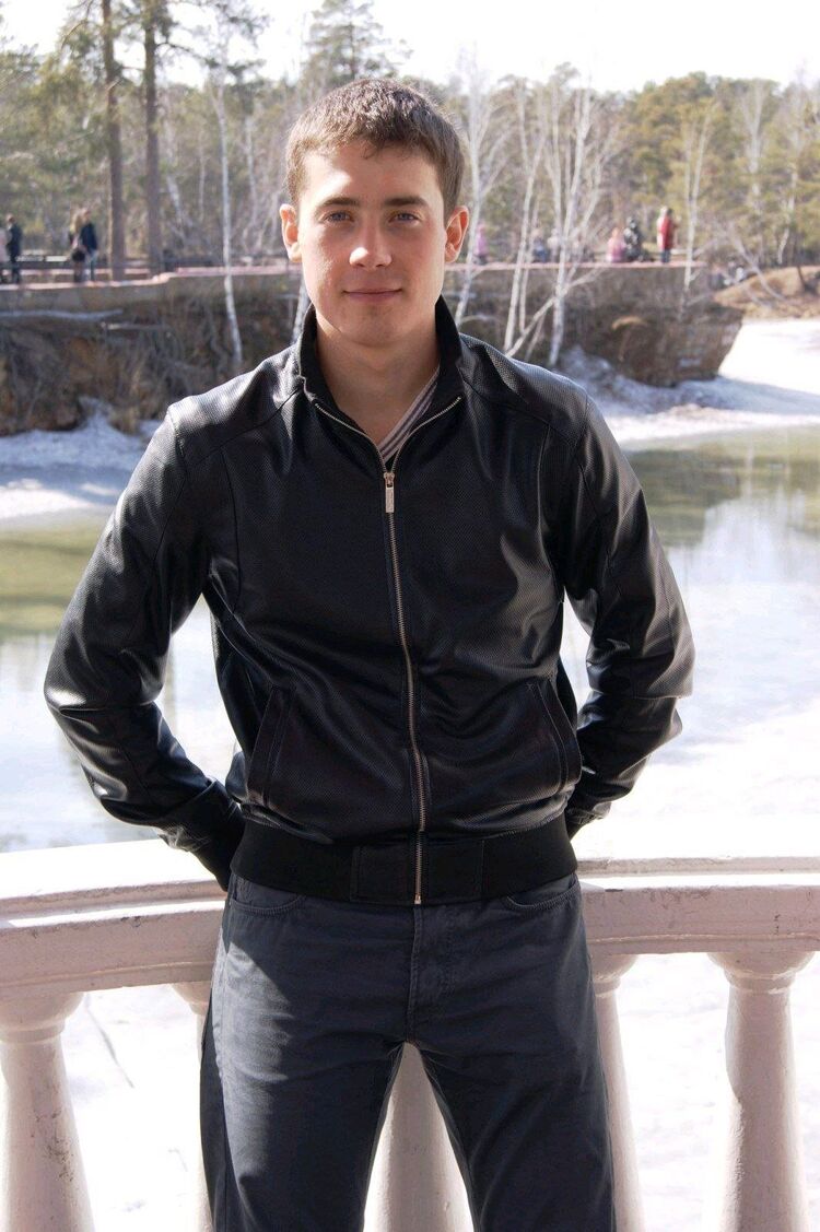 ���� 24715182 ������� ������, 44 ����, ���� ���������� � �������������