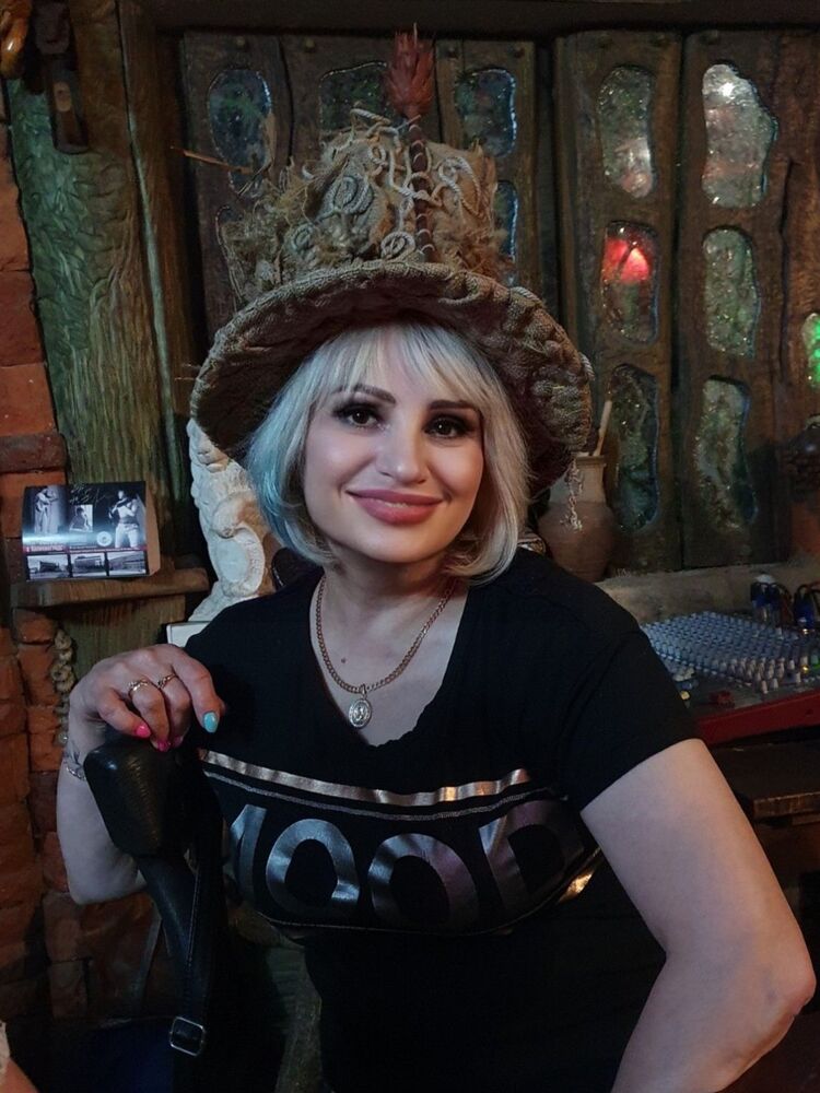  ,   Natali, 64 ,   c 