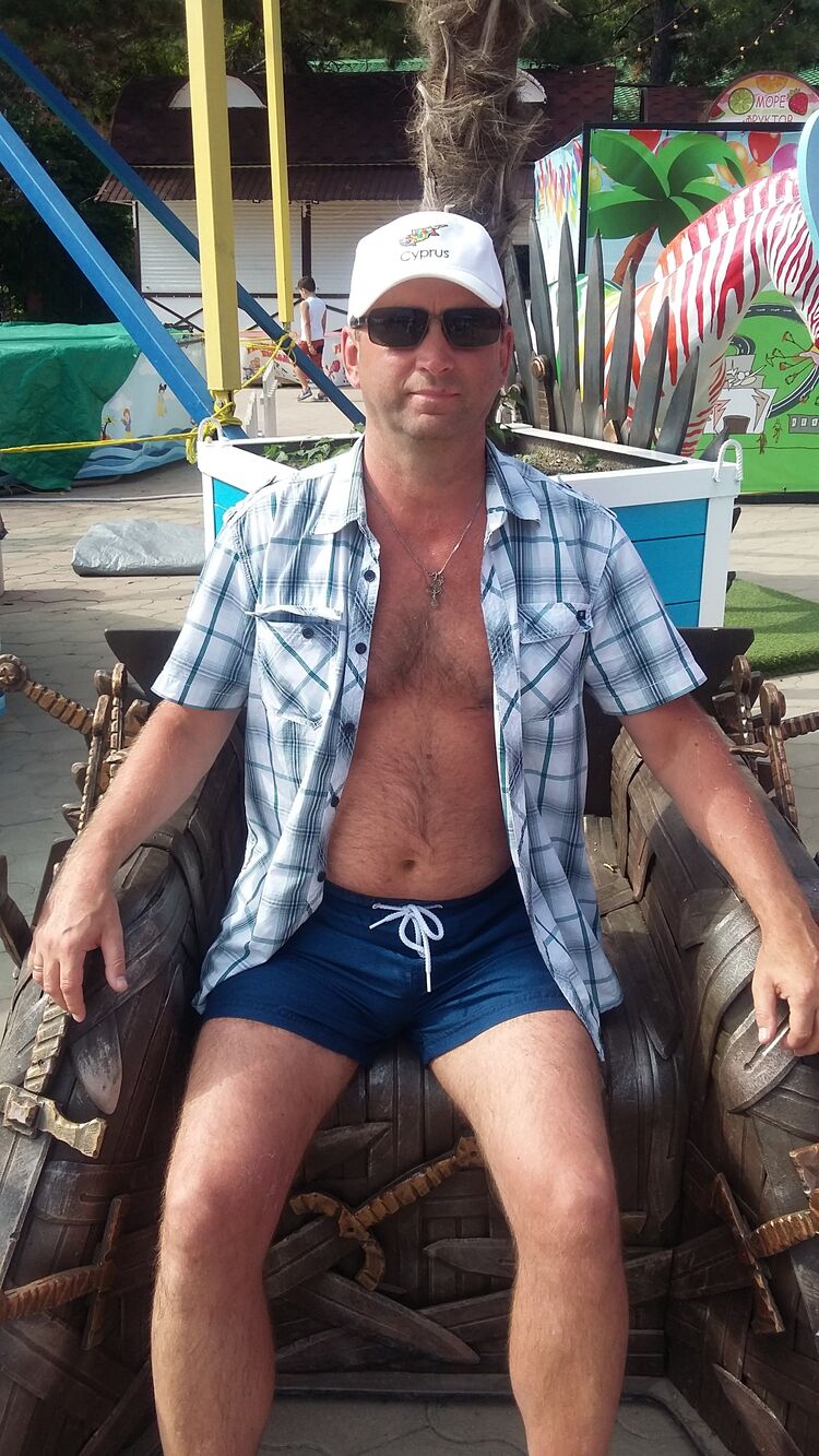 ���� 39833842 ������� V��������, 43 ����, ���� ���������� � �����-����������