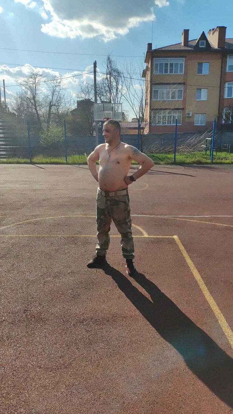  42763912  , 49 ,    