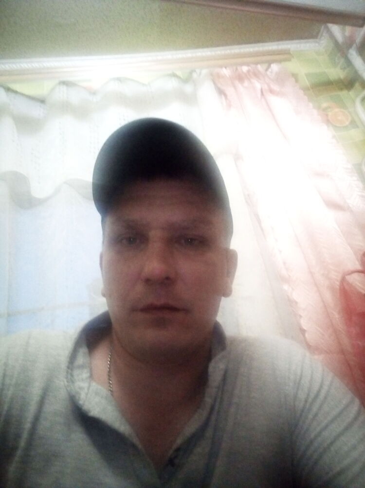 44333472  , 37 ,    