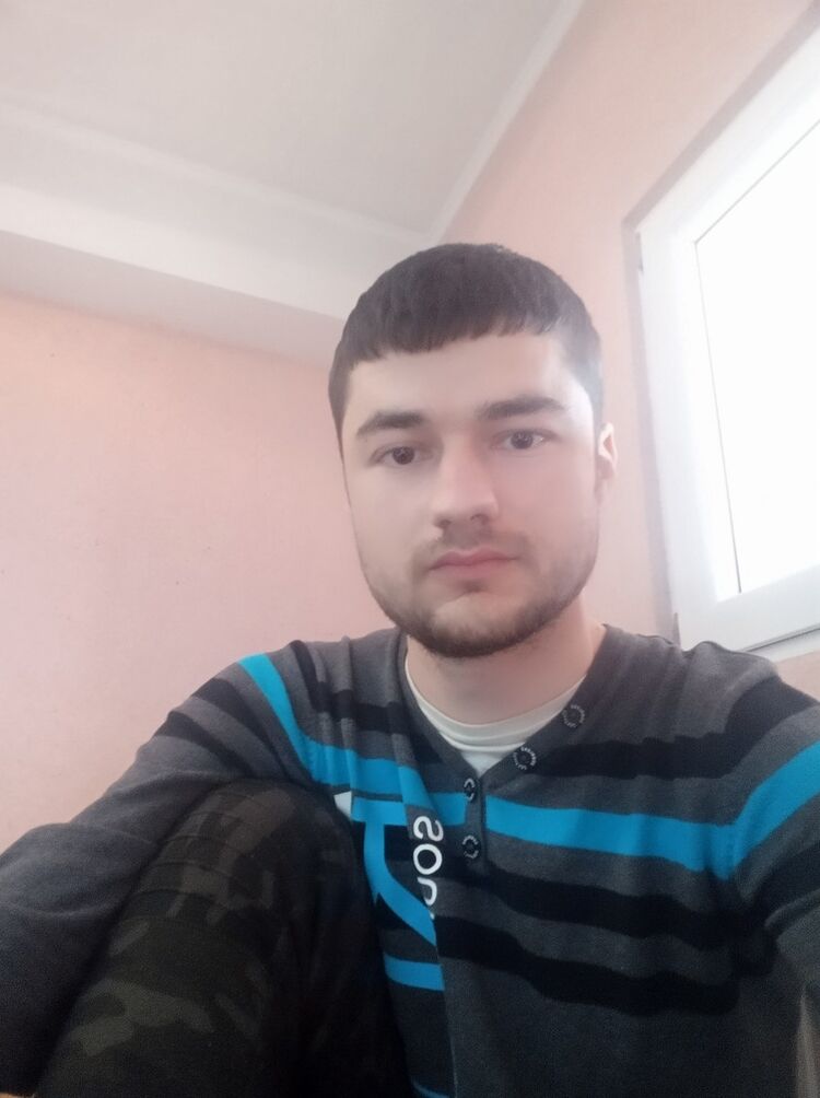  ,   Alexandru, 32 ,   ,   , c 