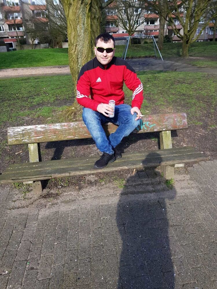  ,   Eugen, 37 ,   ,   , c 