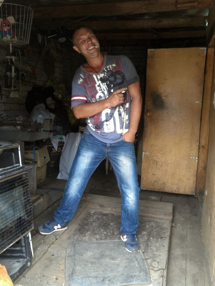  ,   Roman, 47 ,  