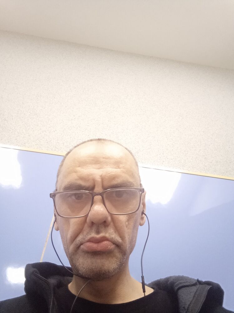  30748392  , 49 ,    -